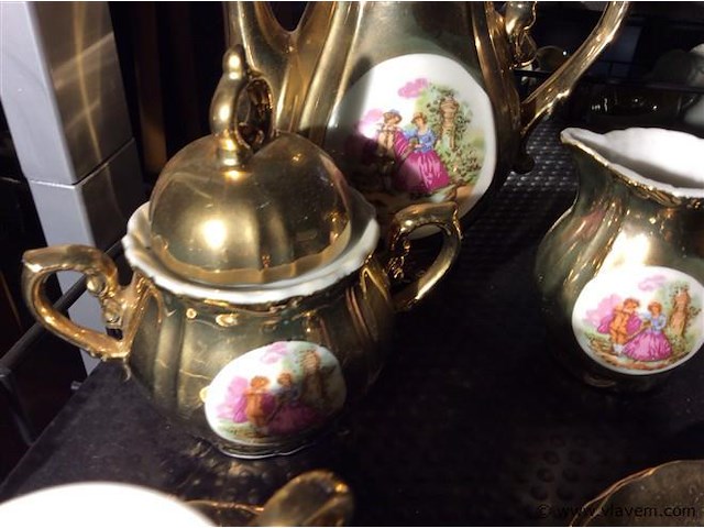 Lot servies - afbeelding 2 van  2