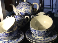 Lot servies - afbeelding 1 van  2
