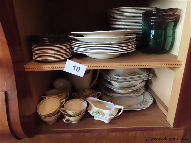 Lot serviesgoed - afbeelding 1 van  3