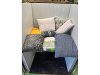 Lot sierkussens en 1 deken - afbeelding 1 van  3