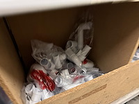 Lot sifons, flexibels, koppelstukken - afbeelding 16 van  26