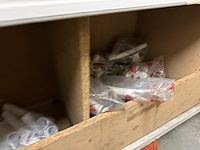 Lot sifons, flexibels, koppelstukken - afbeelding 18 van  26
