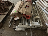 Lot signalisatie palen / valbeveiliging haken