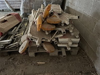 Lot signalisatie palen / valbeveiliging haken - afbeelding 2 van  4