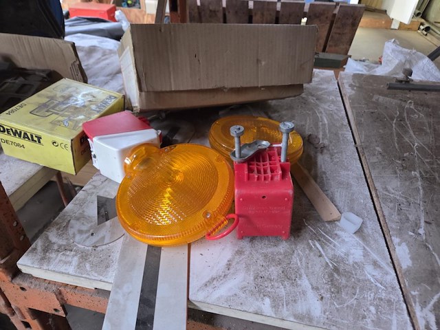 Lot signalisatieborden - afbeelding 2 van  10