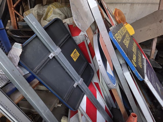 Lot signalisatieborden - afbeelding 10 van  10