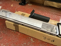 Lot signalisatielampen, tl lampen en armaturen - afbeelding 2 van  4