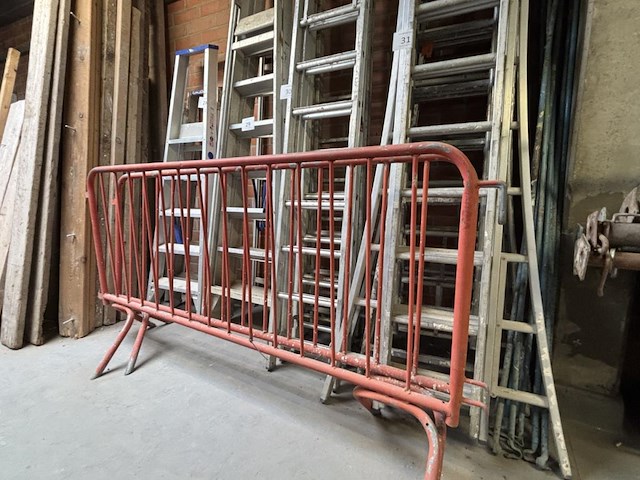 Lot signalisatiemateriaal - afbeelding 3 van  3