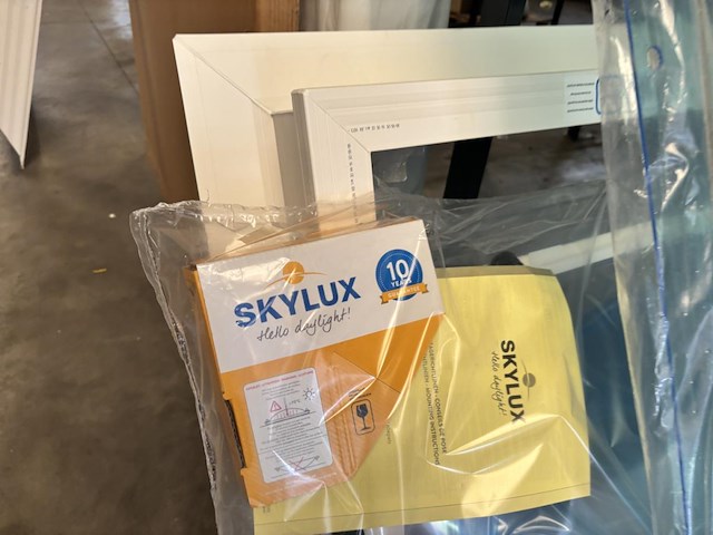 Lot skylux o.a. koepels & opzetstanden - afbeelding 3 van  4