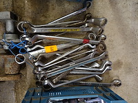 Lot sleutels - afbeelding 1 van  6