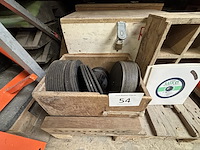 Lot slijpschijven+houten kisten - afbeelding 1 van  3
