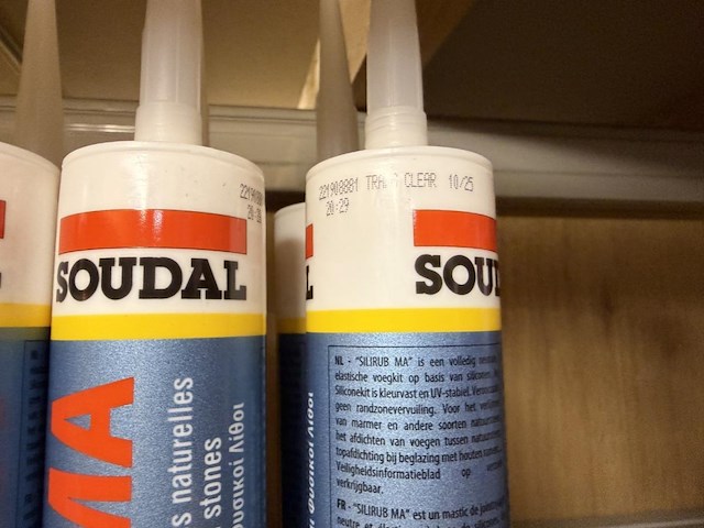 Lot soudal silirub 2 + kitpistolen - afbeelding 4 van  11