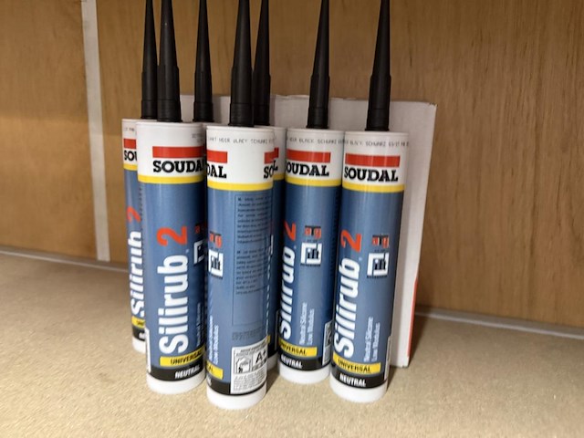 Lot soudal silirub 2 + kitpistolen - afbeelding 5 van  11