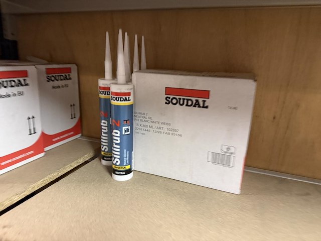 Lot soudal silirub 2 + kitpistolen - afbeelding 7 van  11