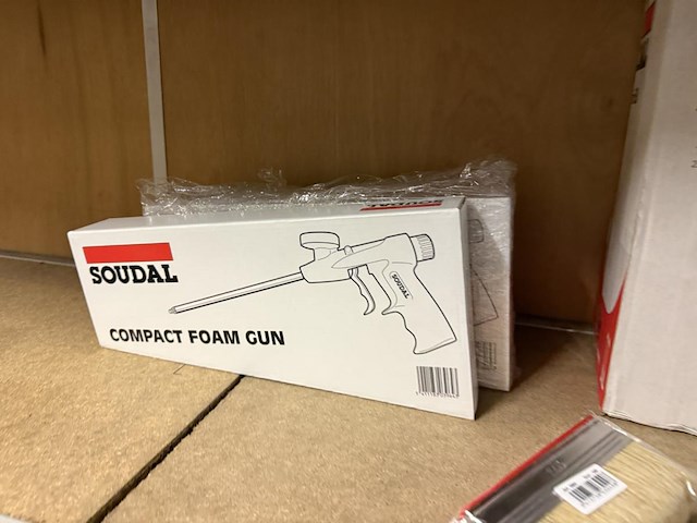 Lot soudalfoam / kwasten / foam guns - afbeelding 6 van  11
