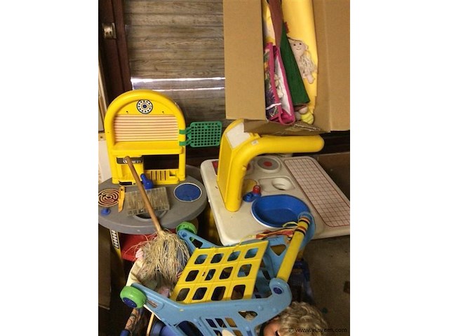 Lot speelgoed - afbeelding 2 van  4