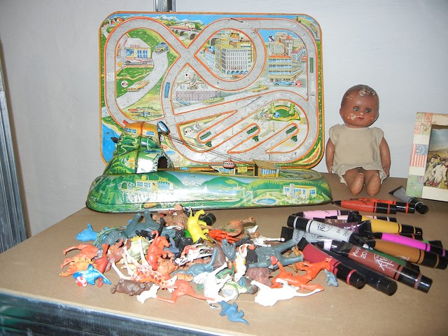 Lot speelgoed - afbeelding 3 van  3