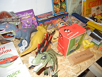 Lot speelgoed - afbeelding 2 van  2