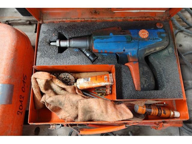 Lot spit - afbeelding 4 van  5