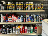 Lot spuitbussen (400x) - afbeelding 1 van  5