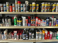 Lot spuitbussen (400x) - afbeelding 2 van  5