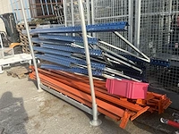 Lot staanders en liggers - afbeelding 1 van  1