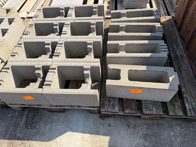 Lot stapelblokken - afbeelding 1 van  1