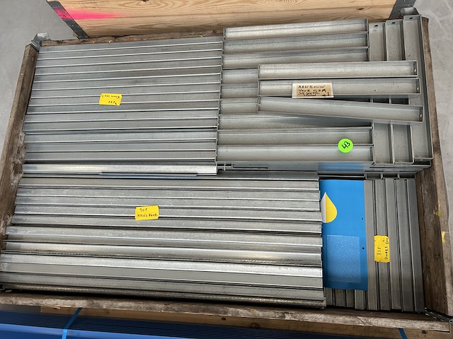 Lot stapelrekken/winkelrekken nieuw - afbeelding 3 van  22