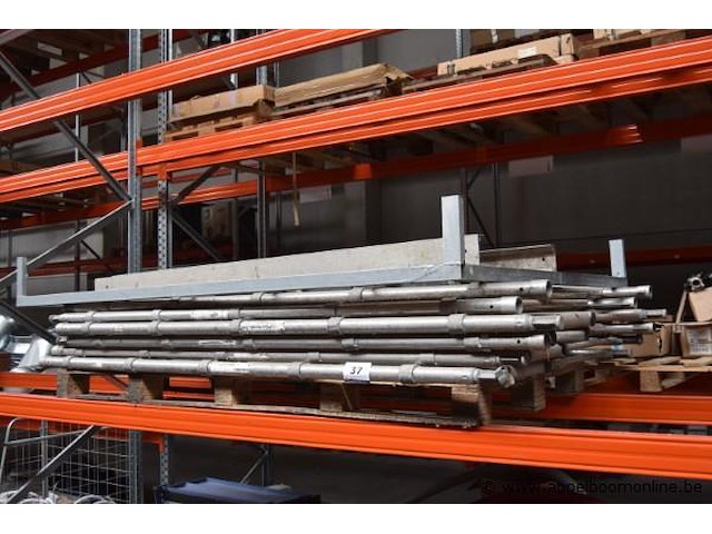 Lot steigerbuizen en -frames - afbeelding 1 van  1