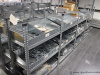 Lot stelling met inhoud - afbeelding 2 van  2