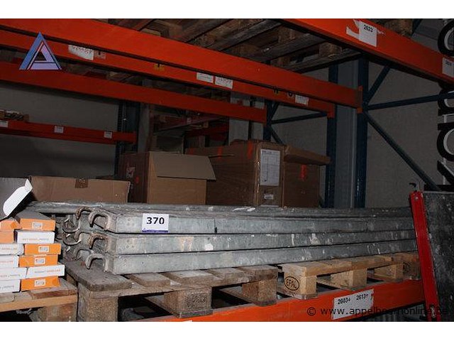 Lot stellingmateriaal - afbeelding 1 van  2