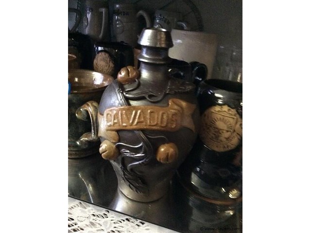 Lot stenen bierkruiken - afbeelding 3 van  4