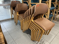 Lot stoelen (15)