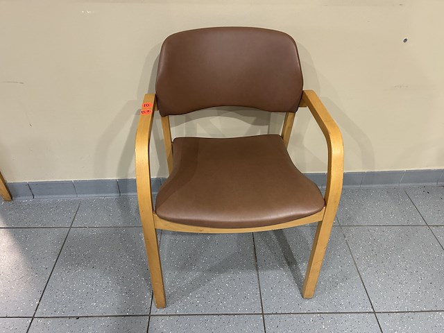 Lot stoelen (24) - afbeelding 1 van  5