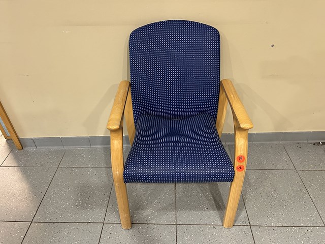 Lot stoelen (4) - afbeelding 1 van  4
