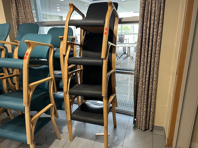 Lot stoelen (4) - afbeelding 1 van  3