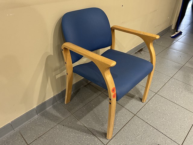 Lot stoelen (7) - afbeelding 2 van  4