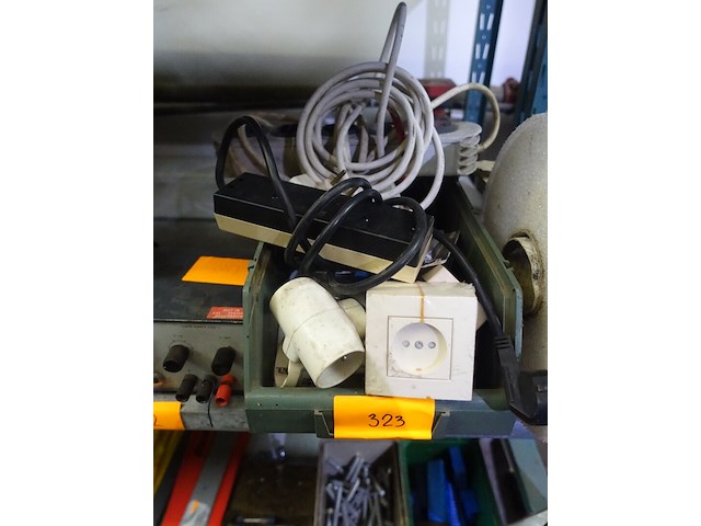 Lot stopcontacten - afbeelding 2 van  2