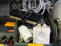 Lot stopcontacten - afbeelding 2 van  2