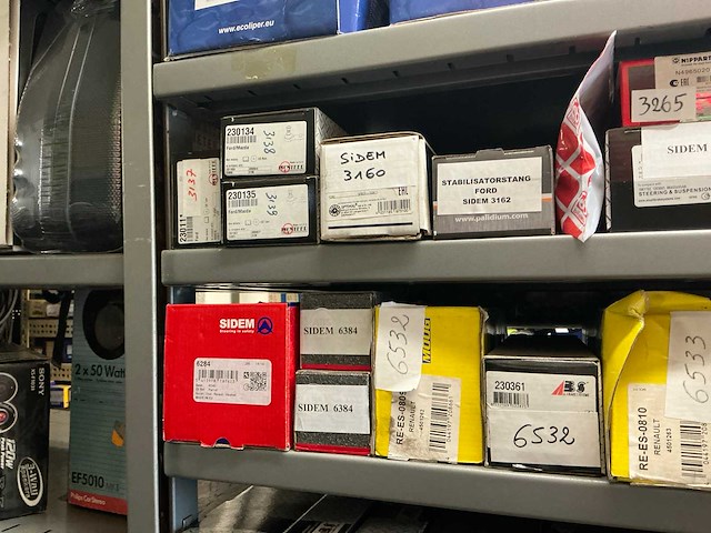 Lot stuur- en ophangingdelen - afbeelding 1 van  44