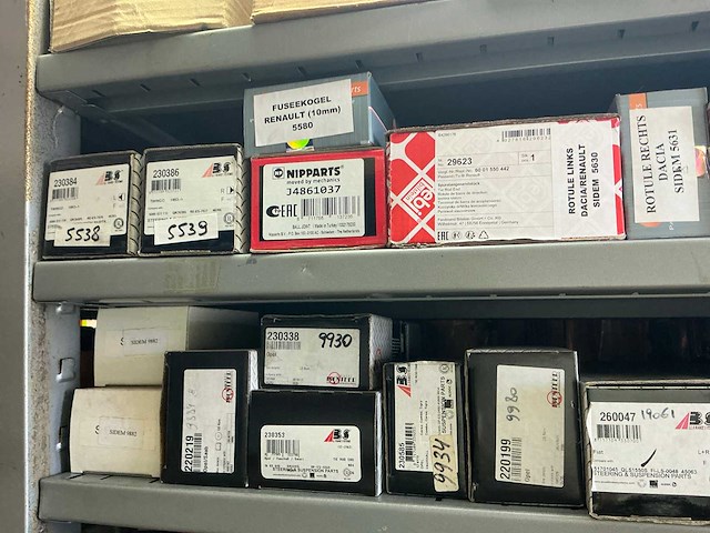 Lot stuur- en ophangingdelen - afbeelding 16 van  44