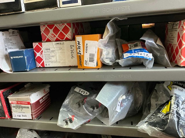 Lot stuur- en ophangingdelen - afbeelding 24 van  44