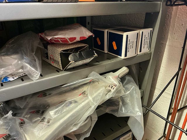 Lot stuur- en ophangingdelen - afbeelding 38 van  44