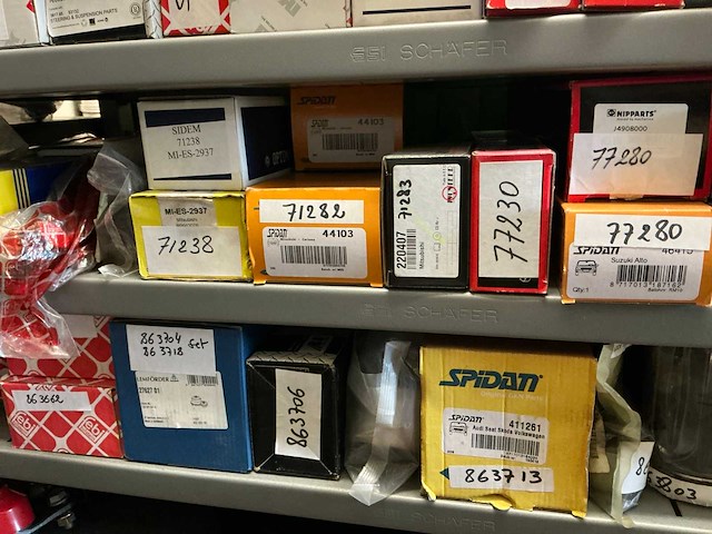 Lot stuur- en ophangingdelen - afbeelding 43 van  44