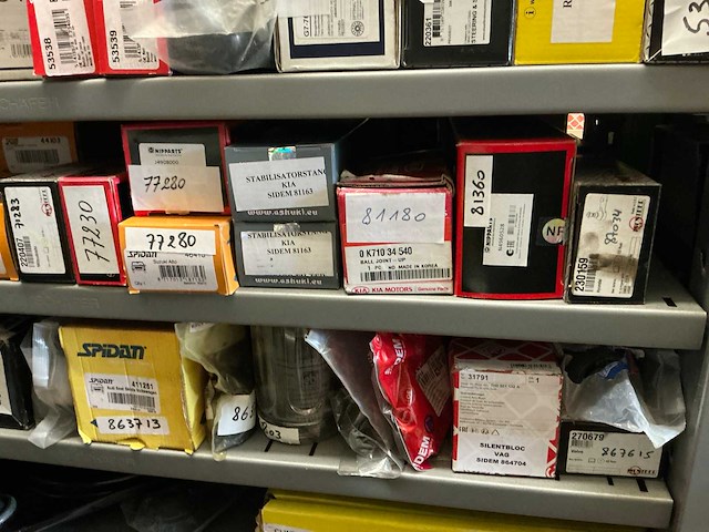 Lot stuur- en ophangingdelen - afbeelding 44 van  44