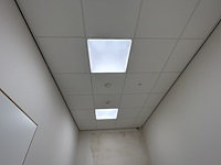 Lot systeemplafond (52m²)