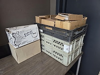 Lot tassen, theeglazen, ondertassen ea - afbeelding 10 van  12