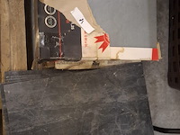 Lot tegels - afbeelding 1 van  1