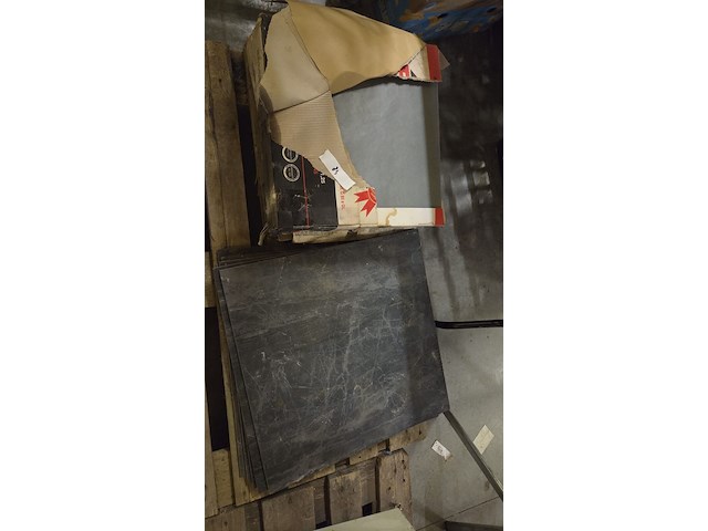 Lot tegels - afbeelding 1 van  1