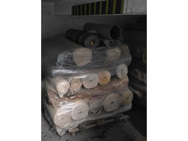 Lot textiel rollen - afbeelding 3 van  3